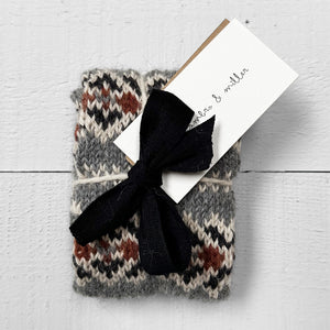 Fair Isle wrist warmers (grey/rust)