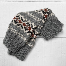 Load image into Gallery viewer, Fair Isle wrist warmers (grey/rust)